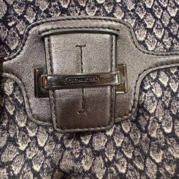 Coach crossbody purse - Picture 5 of 5